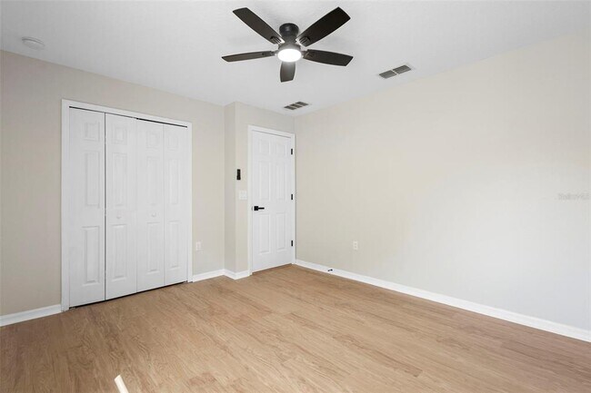 Building Photo - 1227 Tivoli Dr