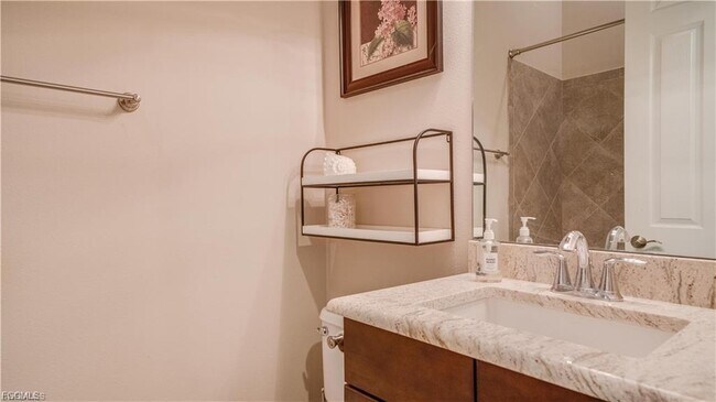 Building Photo - 13780 Willow Haven Ct