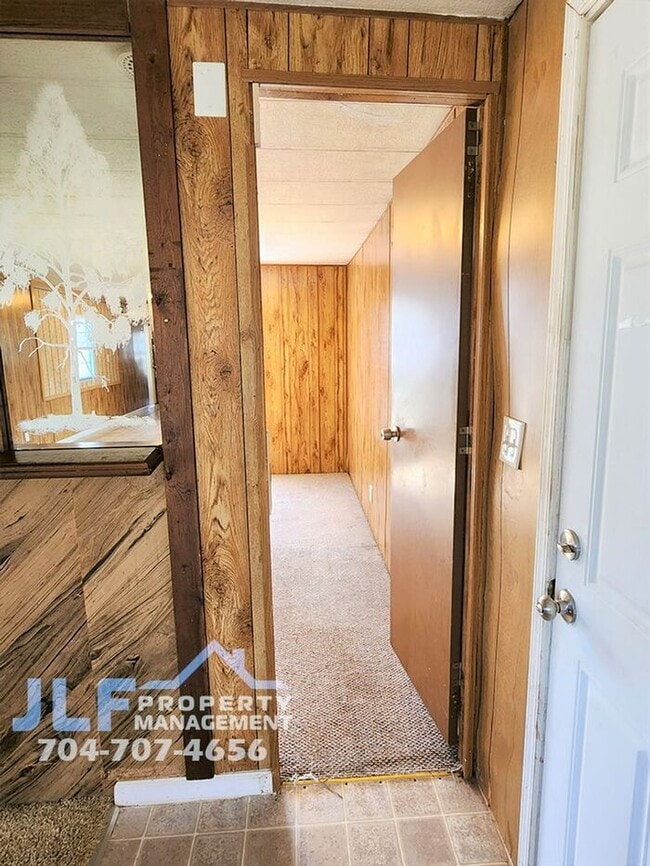 Building Photo - 2 Bed/2 Bath Mobile Home in China Grove