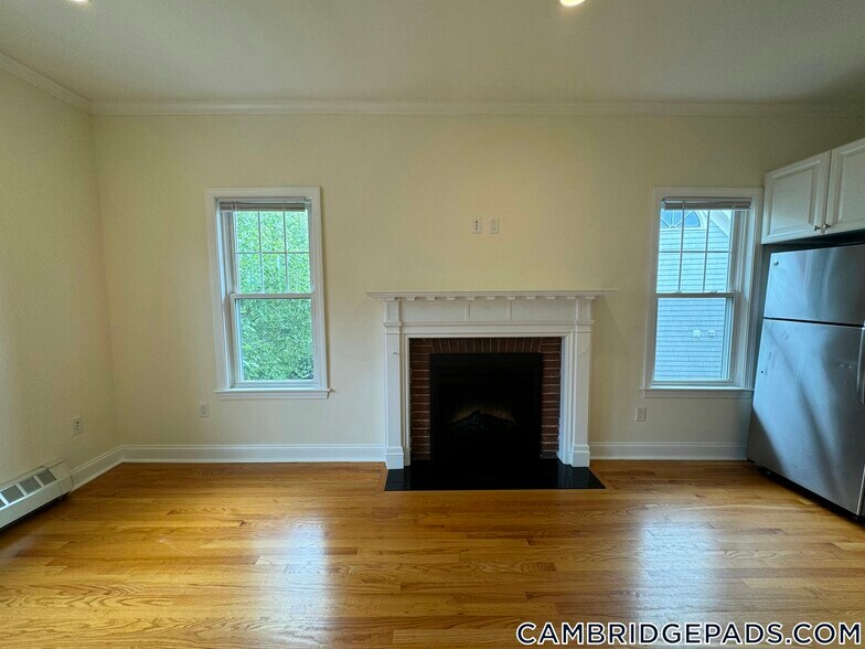 Primary Photo - 65 Langdon St