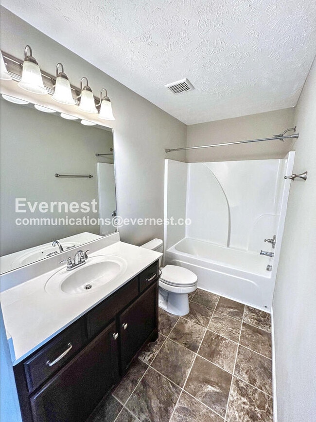 Building Photo - 5336 Dan Post Wy