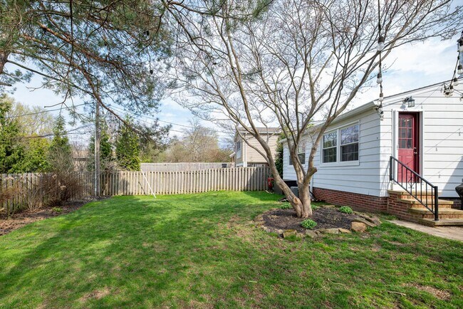 Building Photo - Updated Beachwood Ranch with Stunning Kitchen & Expansive Living Spaces