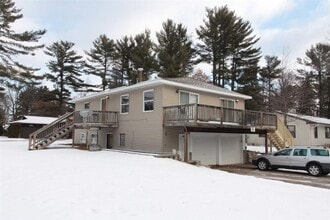 Building Photo - 3 Bedroom Upper Duplex - Newly remodeled