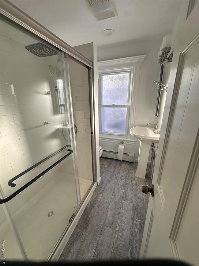 Building Photo - 24 Kellogg St