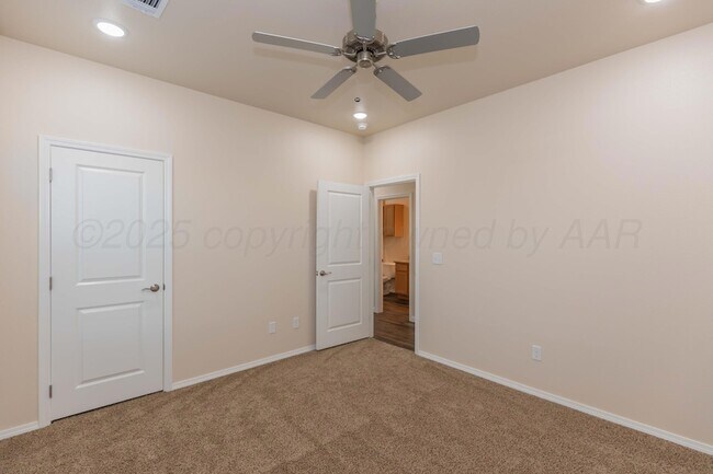 Building Photo - 7607 Beck Dr