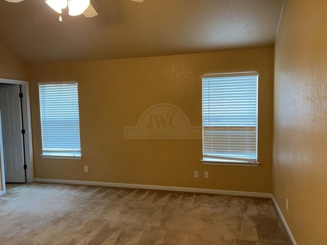 Building Photo - 4701 Autumn Valley Dr