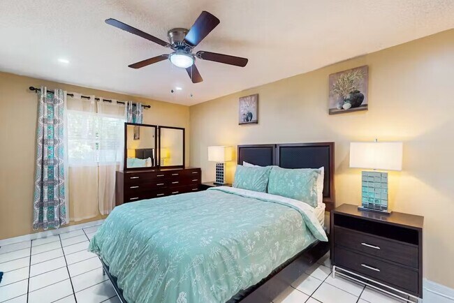 Building Photo - 4015 Audubon Dr