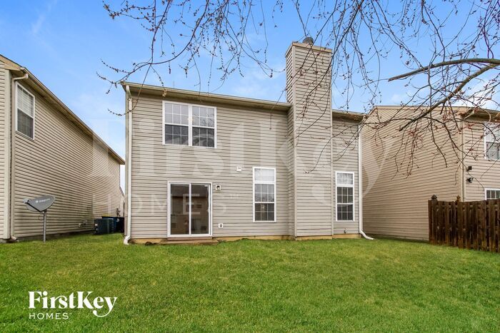 Building Photo - 10327 Kensil St