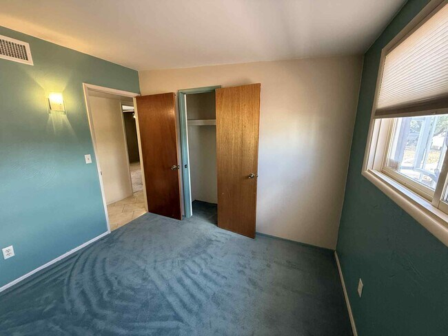 Building Photo - 8574 E Ruby Dr