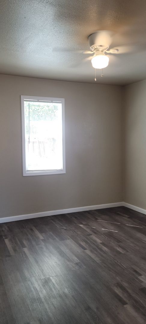 Building Photo - Beautiful home. Apply today!