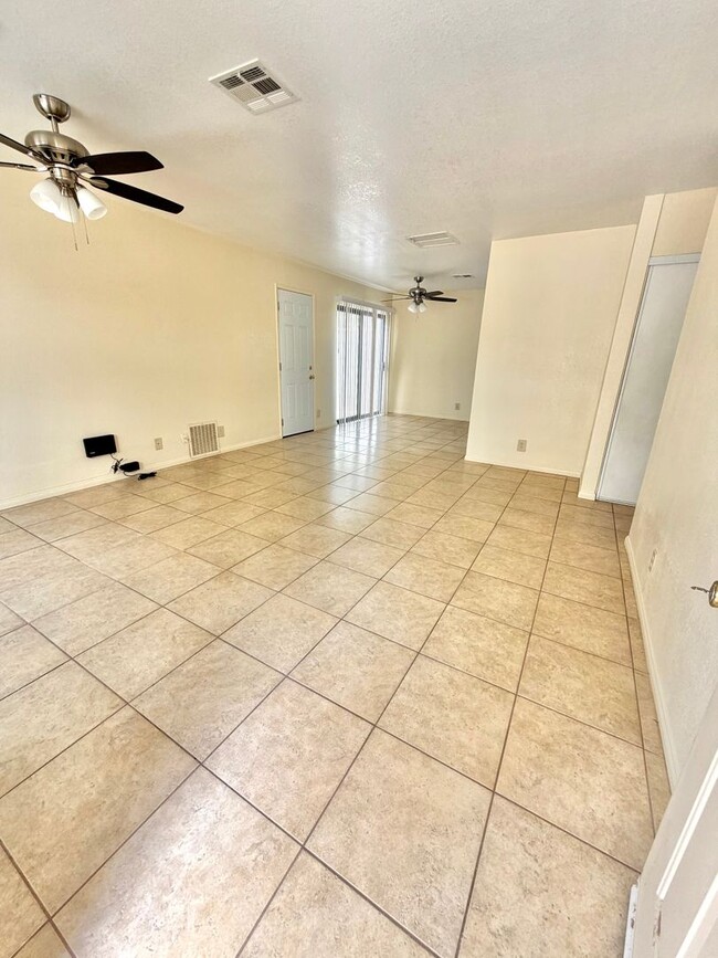 Building Photo - 71768 Buena Vista Dr