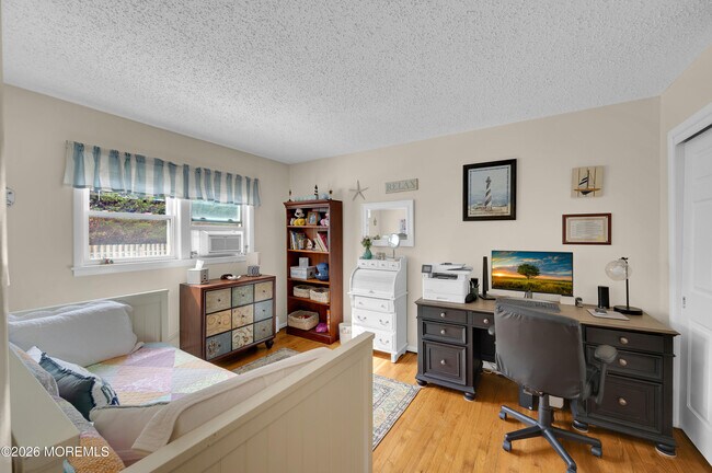 Building Photo - 310 Maryland Ave