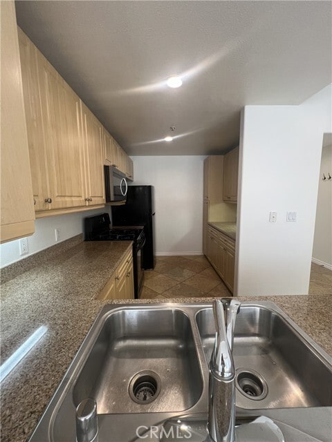 Building Photo - 2336 Watermarke Pl