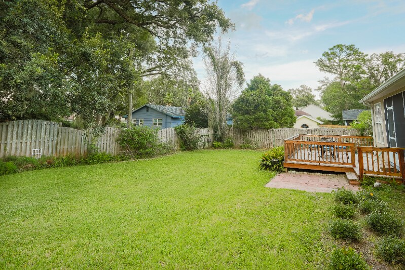 Building Photo - 215 S Harrington Rd