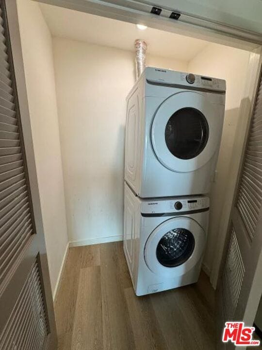 Building Photo - 955 Fedora St