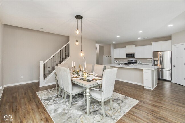 Building Photo - 7228 Lockford Walk N