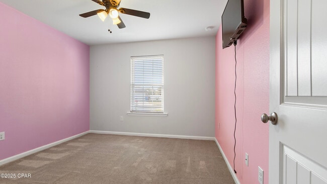 Building Photo - 3214 Caitlin St