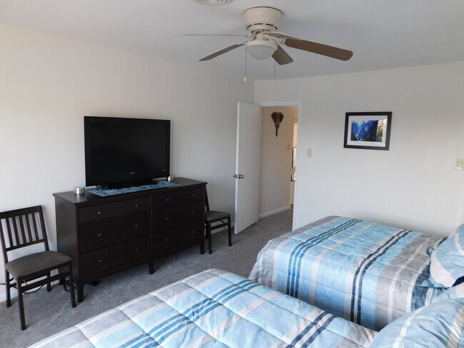 Building Photo - 1809 Crooked Pine Dr