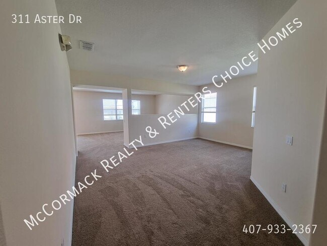 Building Photo - 311 Aster Dr