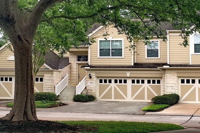 Building Photo - 13600 Breton Ridge St