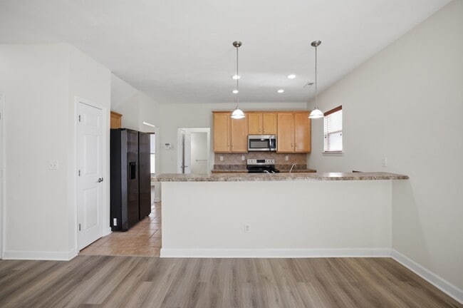 Building Photo - 5205 Pughsville Rd