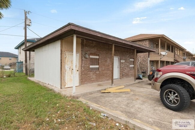 Building Photo - 1010 Apollo Ave