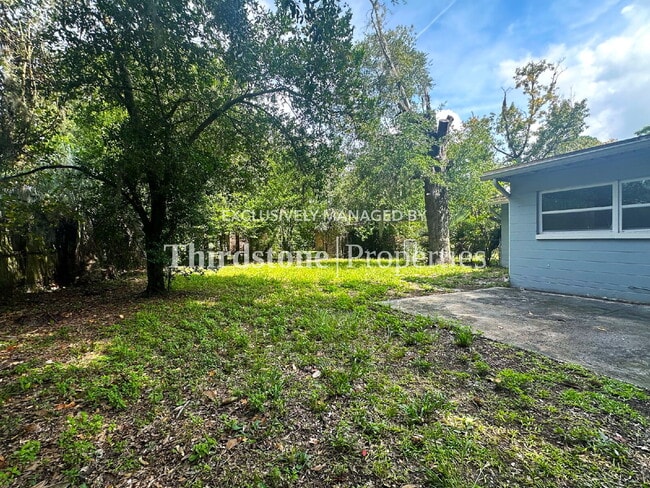 Building Photo - 8544 Oak Leaf Rd