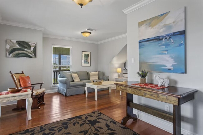 Building Photo - 1317 Beards Cove Dr