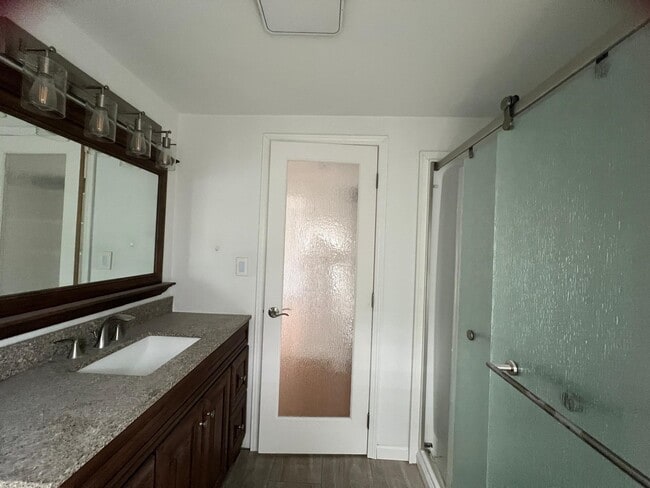 Building Photo - 5 Colorado Ave