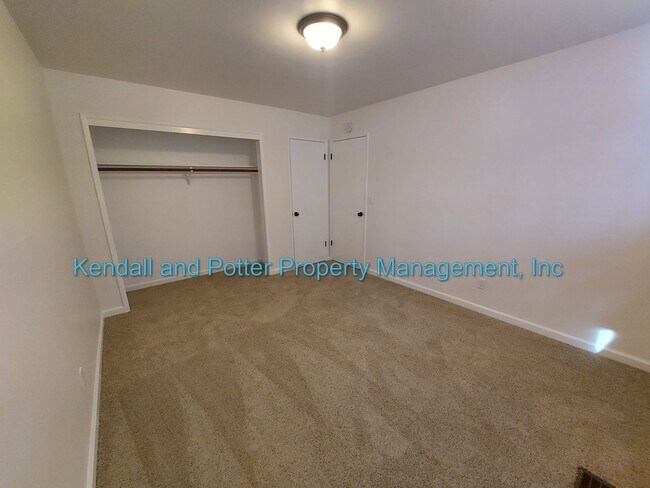 Building Photo - Spacious 4 Bedroom House In Beautiful Aptos!