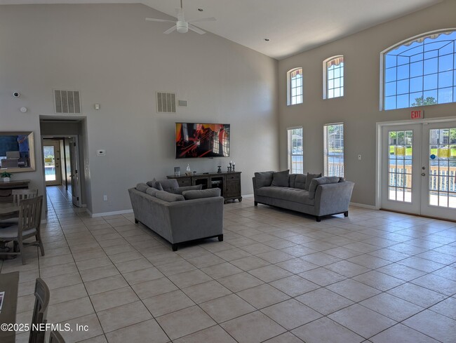 Building Photo - 10200 Belle Rive Blvd