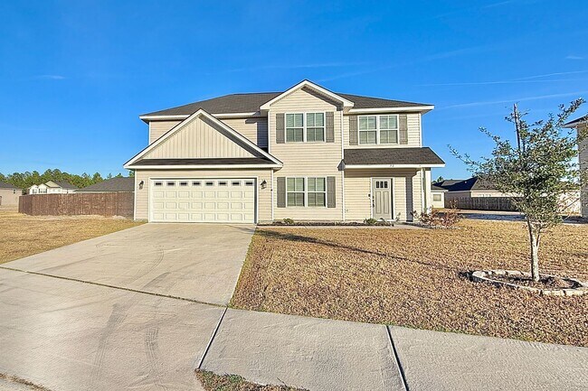 Building Photo - AVAILABLE NOW! (Pet Friendly)