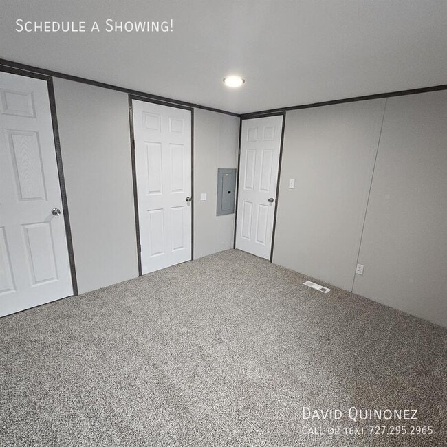 Building Photo - 5610 Lesteele-
