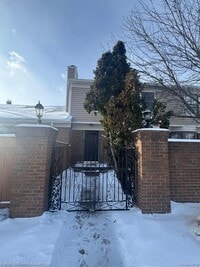 Building Photo - 22313 Peach Tree