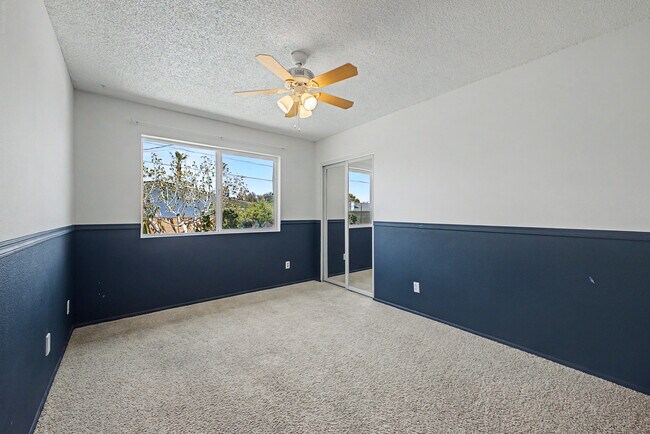 Building Photo - 3922 E Sahuaro Dr