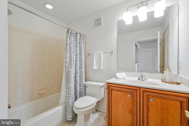 Building Photo - 7719 Spoleto Ln