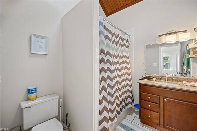Building Photo - 2304 Bergen Ct