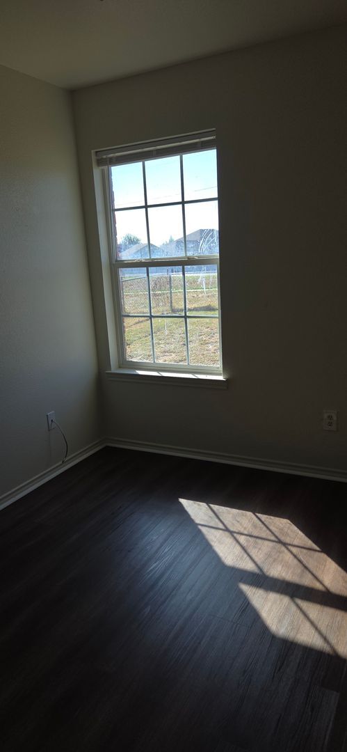 Building Photo - 6308 Temora Loop