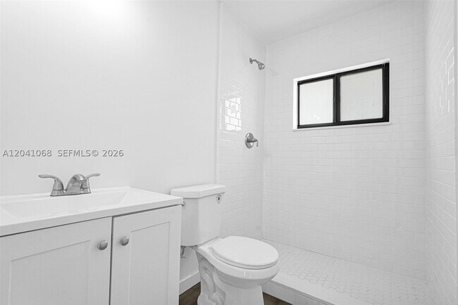 Building Photo - 13210 Memorial 205
