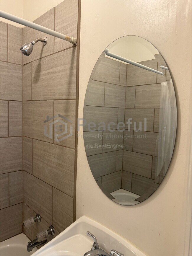 Building Photo - 417 Wall St