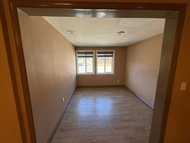 Building Photo - 12880 McKinley Ave