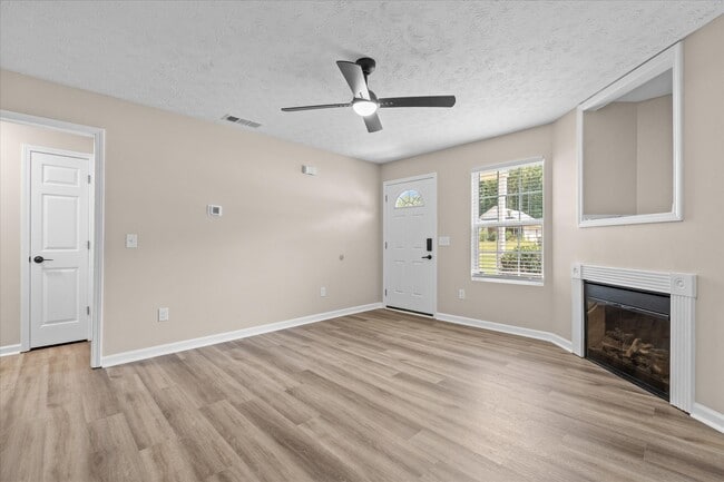 Building Photo - 324 Sequoia Pointe