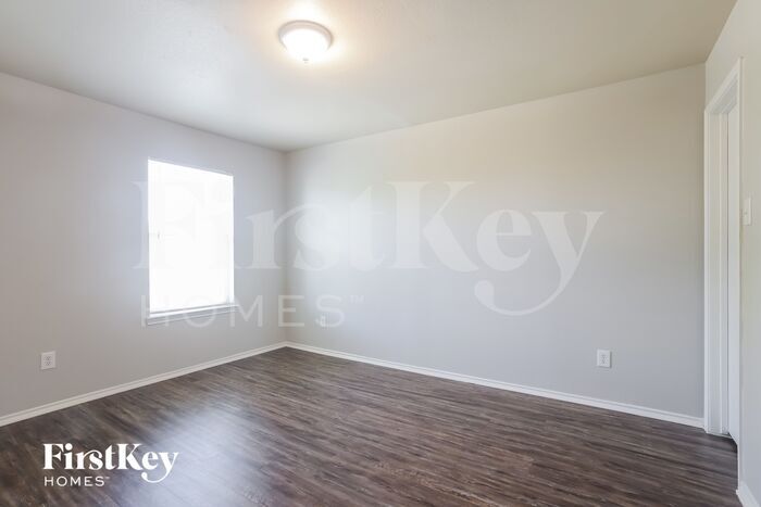 Building Photo - 7934 Tawny Bluff Ct