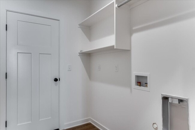 Building Photo - 11312 W 35th St S