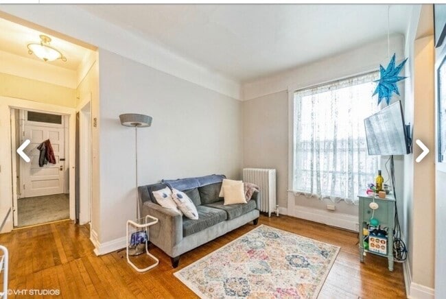 Building Photo - 313 S Maple Ave