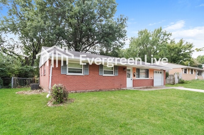 Building Photo - 859 Heatherstone Dr