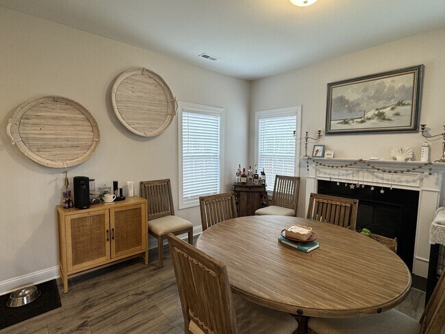 Building Photo - 434 Nantucket Trl