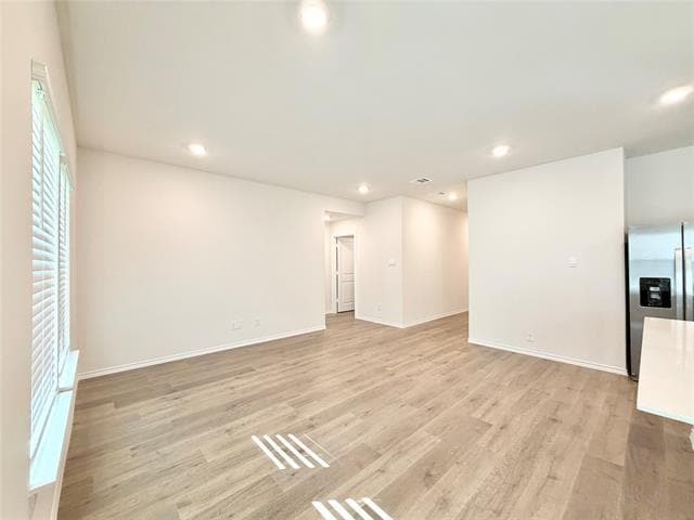 Building Photo - 341 Dry Crk Ln