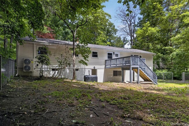 Building Photo - 179 Roosevelt Rd