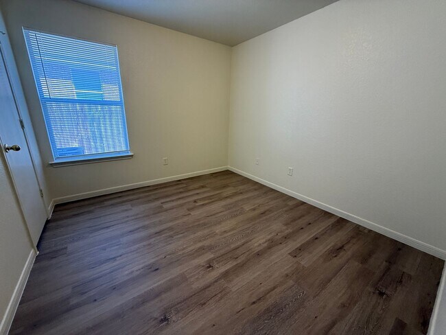 Building Photo - 4106 Wine Cup Rd